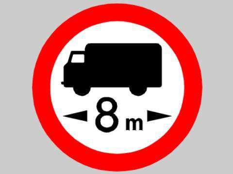 D024 821 Znak ten zabrania wjazdu autobusom: A. o wysokości ponad 3 m Tak B. z ładunkiem na dachu o łącznej wysokości ponad 3 m Tak C. o wysokości 3 m Nie D025 822 Znak ten zabrania wjazdu: A.