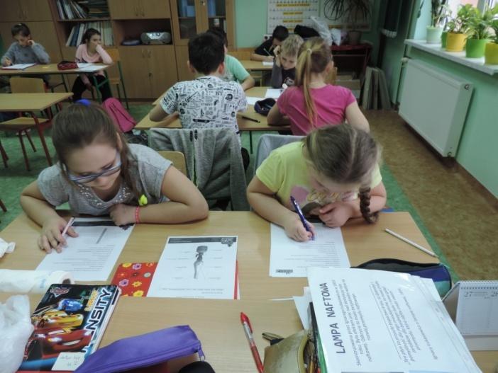 Składamy serdeczne podziękowania wszystkim osobom, które pomagały nam swoją przychylnością, wsparciem i zaangażowaniem w realizacji