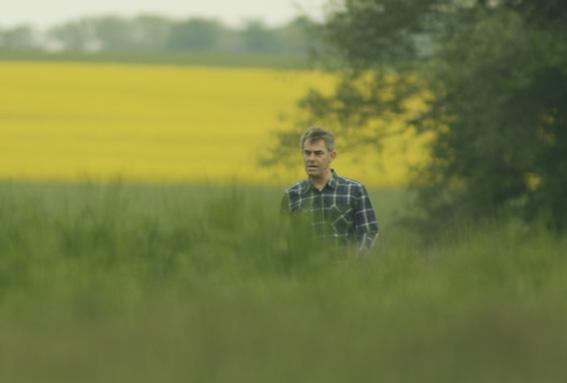 Ten fakt decyduje o innowacyjności i prostocie takiego rozwiązania ochrona przed chorobami liści stosowana jest bezpośrednio na nasiona. zmieni całkowicie Państwa podejście do ochrony jęczmienia.