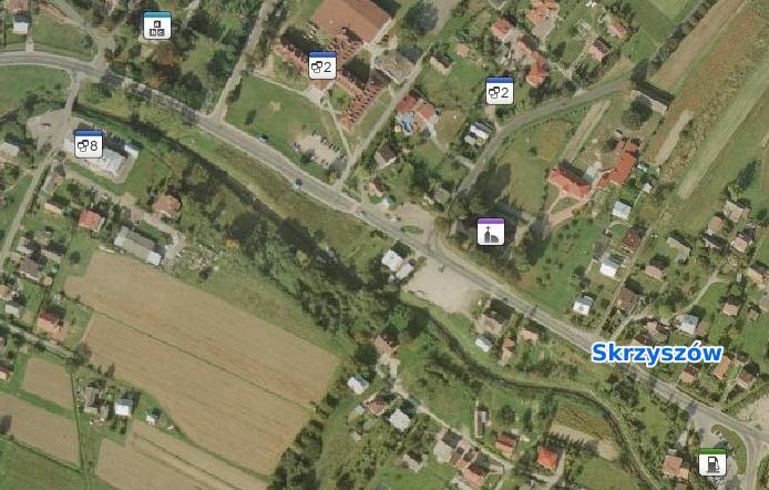 Punkty POI W zależności od zakresu wdrożenia, na portalu mapowym może być prezentowana warstwa punktów użyteczności publicznej