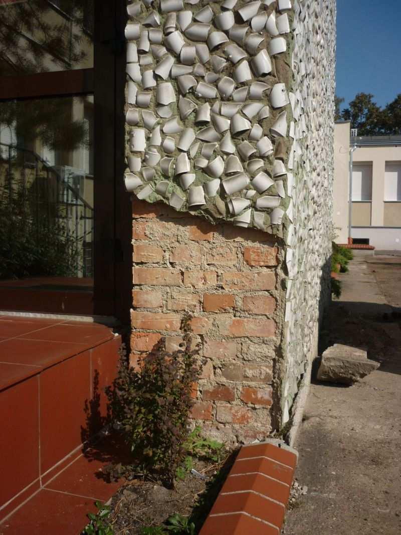 1. Termomodernizacja elewacji klatki schodowej 1.1. Roboty rozbiórkowe Str: 3 ściana zewnętrzna klatki schodowej: 0.35 * 15.