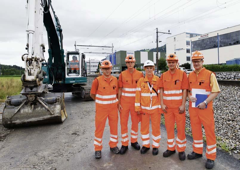 ä Podczas prac specjalnych używam dodatkowego wyposażenia ochronnego! Zachowanie się w pobliżu torowiska.