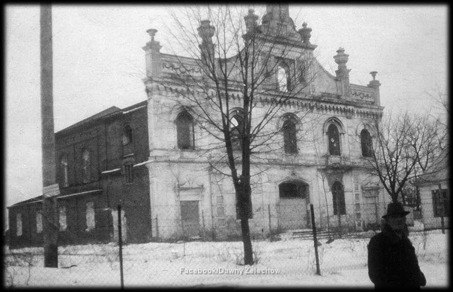 Synagoga spalona przez