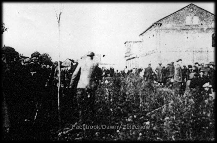 Zbiórka Żydów w dniu 30 września 1942 r.