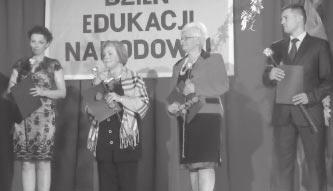 Na widowni zasiedli dyrektorzy i nauczyciele placówek oœwiatowych prowadzonych przez gminê Drawsko Pomorskie, emerytowani nauczyciele, radni oraz w³adze samorz¹dowe gminy.