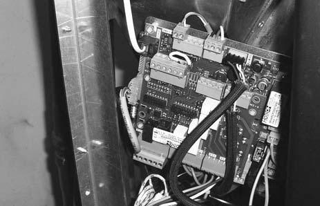 5. włożyć kartę elektroniczną