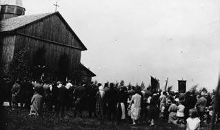 PARAFIE RAFAŁÓWKA I CZARTORYSK Według planu wizytacji, w dniach 18-19 lipca 1930 roku bp Adolf Piotr Szelążek wizytował parafie Rafałówka i Czartorysk w dekanacie sarneńskim.