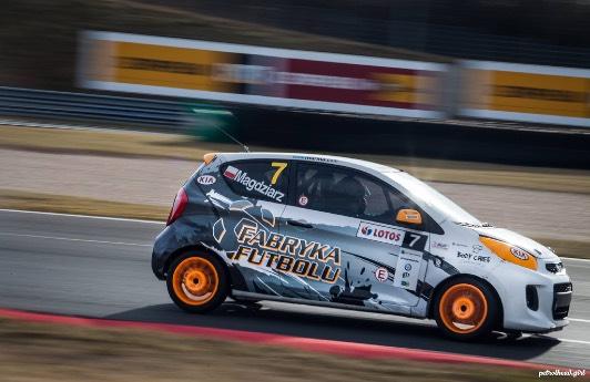 Polski Rallycross. Jest to na pewno ogromne wyzwanie. Na torach wyścigowych spędzę w tym roku 18 weekendów.