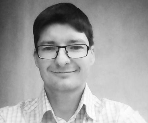 Tomasz Mielczyński (BUILDgreen/OSBN) Architekt projektujący i realizujący energooszczędne i ekologiczne budynki mieszkalne.