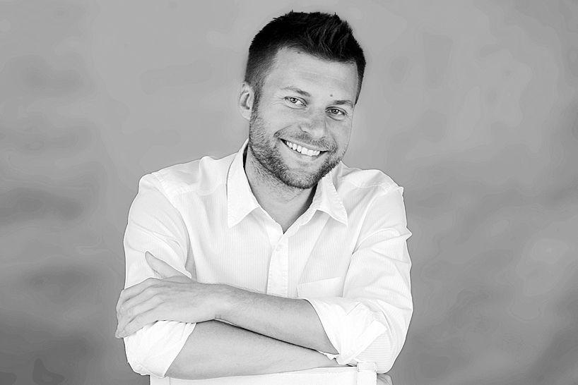 Najchętniej podejmuje się pełnych zleceń design&build, gdzie mamy pełną kontrolę nad estetyką, rozwiązaniami technologicznymi i kosztami od samego początku projektu.