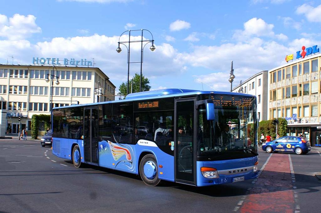 Zbigniew Rusak Setra S 415 NF International Bus Of The Year 2009 Fot. 1.