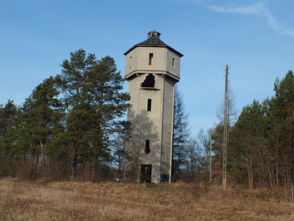 wieża ciśnień w Tymcach oraz znajdujący się w jej bezpośrednim otoczeniu budynek dawnej