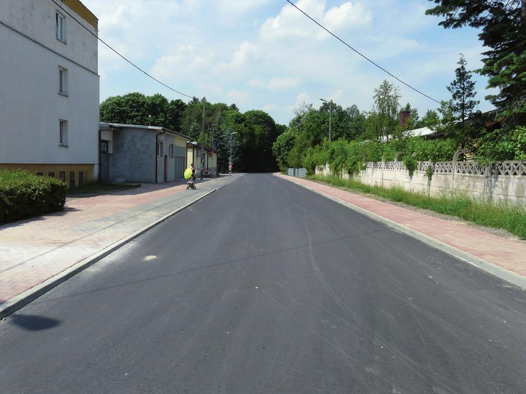 Wydatki inwestycyjne w powiecie kozienickim nów 0,600 km, wzmocnienie konstrukcji jezdni warstwą wyrównawczą z betonu asfaltowego, warstwa ścieralna z betonu asfaltowego, profilowanie poboczy,