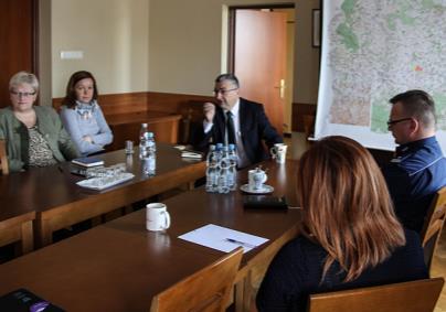 jakościowej poddano w niej szereg zagadnień zgrupowanych w takich obszarach tematycznych jak: sfera przestrzenna, środowiskowa, infrastruktura techniczna, gospodarka, zdrowie, edukacja,