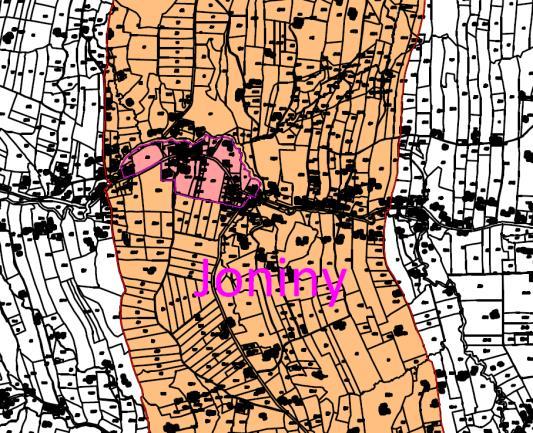 Rysunek 24. Podobszar rewitalizacji Joniny Centrum obrys z uwzględnieniem działek (1:2 000) oraz zdjęcie satelitarne obszaru Źródło: UM Ryglice Joniny-Centrum Tabela 14.