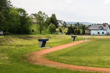 Odtworzenie walorów architektonicznych i funkcjonalno-użytkowych zdegradowanego terenu w centrum wsi wraz z rewitalizacją budynku dawnej ochronki (lista podstawowa projekt nr 8.1.