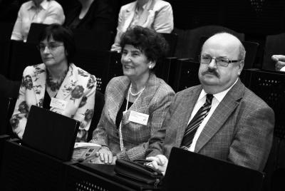 24 dr Agata Maciejczyk (Warszawa), dr Magdalena Hurkacz (Wrocław), prof. Marek Ziętek, dr Ewa Chlebda (Wrocław), dr Jarosław Woroń (Kraków), dr Ewa Jażwińska-Tarnawska (Wrocław), prof.