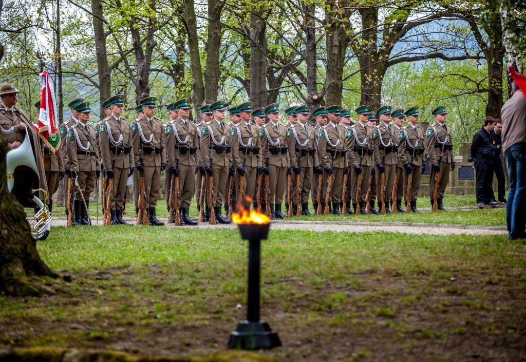 Poniedziałek, 20 czerwca 2016 Cmentarze z I Wojny Światowej Szlak Cmentarzy z I Wojny Światowej na terenie Gorlic Krwawe działania wojenne, przełomowe i jedne z najważniejszych w czasie I wojny