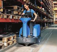 FLOORTEC R 360 samojezdne zamiatarki przemysłowe, zbiornik opróżniany manualnie FLOORTEC R 360 to zamiatarka, która jest niezwykle zwrotna. Może się obrócić o 360 w miejscu.