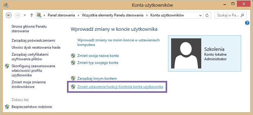 6) Najpierw należy przejść do panelu sterowania i wybrać pozycję Konta użytkowników, a następnie opcję Zmień ustawienia funkcji