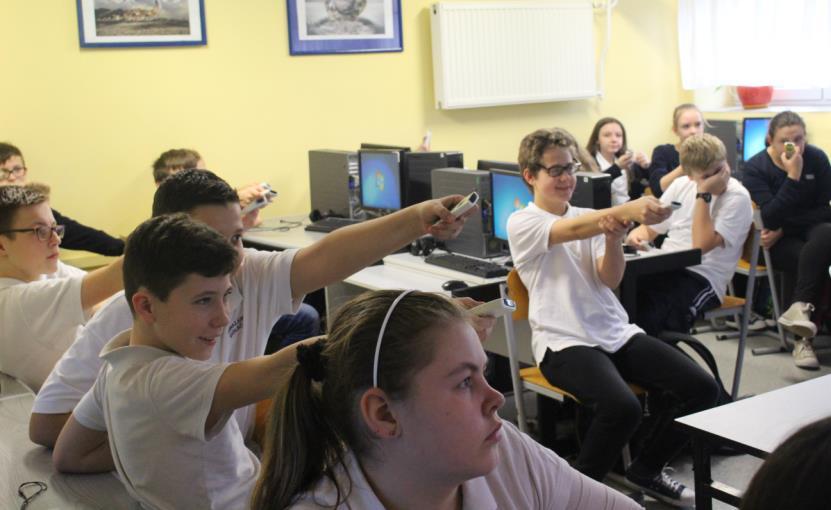 (z wykorzystaniem programów Kahoot,