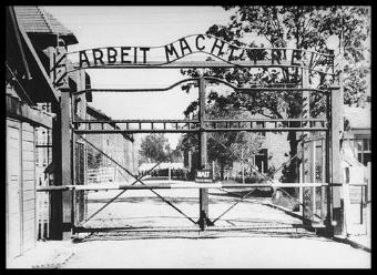 KL Auschwitz - Birkenau Photograph #00001 z www.ushmm.org 16.08.