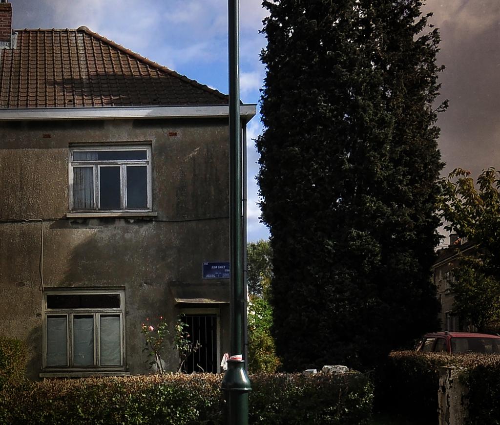 11 Kiedy zimą dom nie jest odpowiednio ogrzany: x2 x4 x3 Dwa razy więcej Polaków i Europejczyków narzeka na problemy zdrowotne Niemal cztery razy więcej Polaków i dwa razy