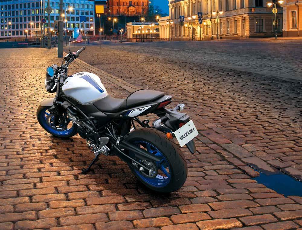Suzuki SV650 od czasu swojego debiutu w 1999 roku zdobył miano maszyny dostarczającej radość z prowadzenia motocykla typu