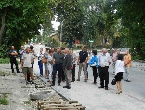 Piknik Rewitalizacji odbywający się w dniu 14.08.2016. W pikniku wzięli udział mieszkańcy z obszaru rewitalizacji.