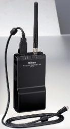 W połączeniu z aparatem D5/D500 i lampą błyskową SB-5000 urządzenie WR-R10 może pełnić funkcję sterownika* 4 sterowanego radiowo, zaawansowanego bezprzewodowego systemu oświetlenia.