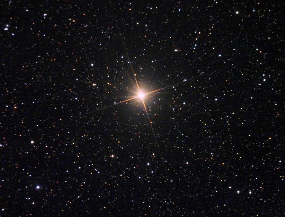 Biuletyn obserwatorów gwiazd zmiennych PROXIMA 1/2011 (3) STYCZEŃ 2011 r. ASTRONOMICA.PL W numerze: - News wiadomości ze świata gwiazd zmiennych - Kalendarium mirydy na I kwartał 2011 r.