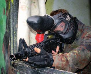 Kolorowe szaleństwo Obóz Paintball Kids 8-13 lat paintball: pełne emocji i adrenaliny zajęcia dla dzieci z użyciem karabinków sprężynowych - SplatMaster (najbardziej bezpieczna forma paintballa -