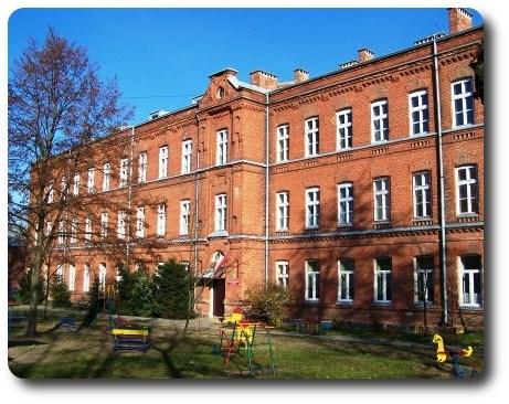 o Budżet gminy dofinansowanie 20%. Źródło potencjalne: o Resortowy Program Rozwoju Instytucji Opieki nad dzieci w wieku do lat 3 MALUCH, dofinansowanie 80% + budżet gminy dofinansowanie 20%.