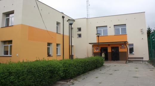 szkołach 75,57 Ilość dzieci korzystających z żywienia 583 Ilość dzieci