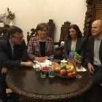 wprowadzeniem sieci szpitali, natomiast Pani Wiceminister Zdrowia udzieliła cennych wskazówek dotyczących finansowania szpitali powiatowych, sieci płac, które ulegną