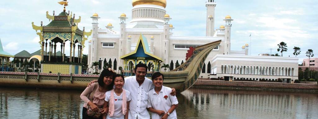 Egzotyka Zatoka Halong rejs między pięknymi górami Hanoi, Manila, Kota Kinabalu wielkie metropolie Borneo orangutany i piękna przyroda Luzon i Mindoro dwie wyspy Filipin Brunei bogaty sułtanat