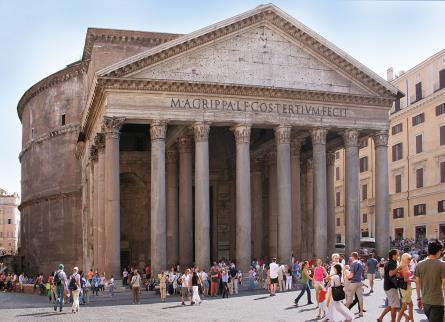 Dzień 5. Rzym Wyjazd na dalszy ciąg zwiedzania Rzymu. Wycieczka rozpoczyna się na placu Navona wybudowanym na pozostałościach starożytnego stadionu cesarza Domicjana.