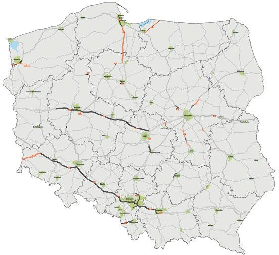 Momentálne je vo výstavbe viac ako 1 550 km autostrád a 1 470 km ciest prvej triedy.