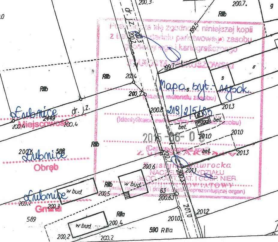 L) R5 istniejąca karpa do usunięcia 2,05m istniejący znak A4 do przestawienia km 0+094,51 PCV Ø 600mm projektowana studnia (str. L) 0+100 km 0+064,35 zjazd indywidualny (str.