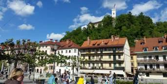 BELGRAD BELGRAD - stolica byłej Jugosławii i dzisiejszej Serbii uważana jest za jedno z najhuczniejszych miast Europy.