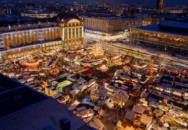 BUDAPESZT cena od 219 zł PROGRAM bez noclegu: Dzień 1 - Wyjazd z Polski zgodnie z rozkładem jazdy. Przyjazd do Budapesztu. Zwiedzanie miasta: Wzgórze Zamkowe, Baszta Rybacka, Kościół Macieja.
