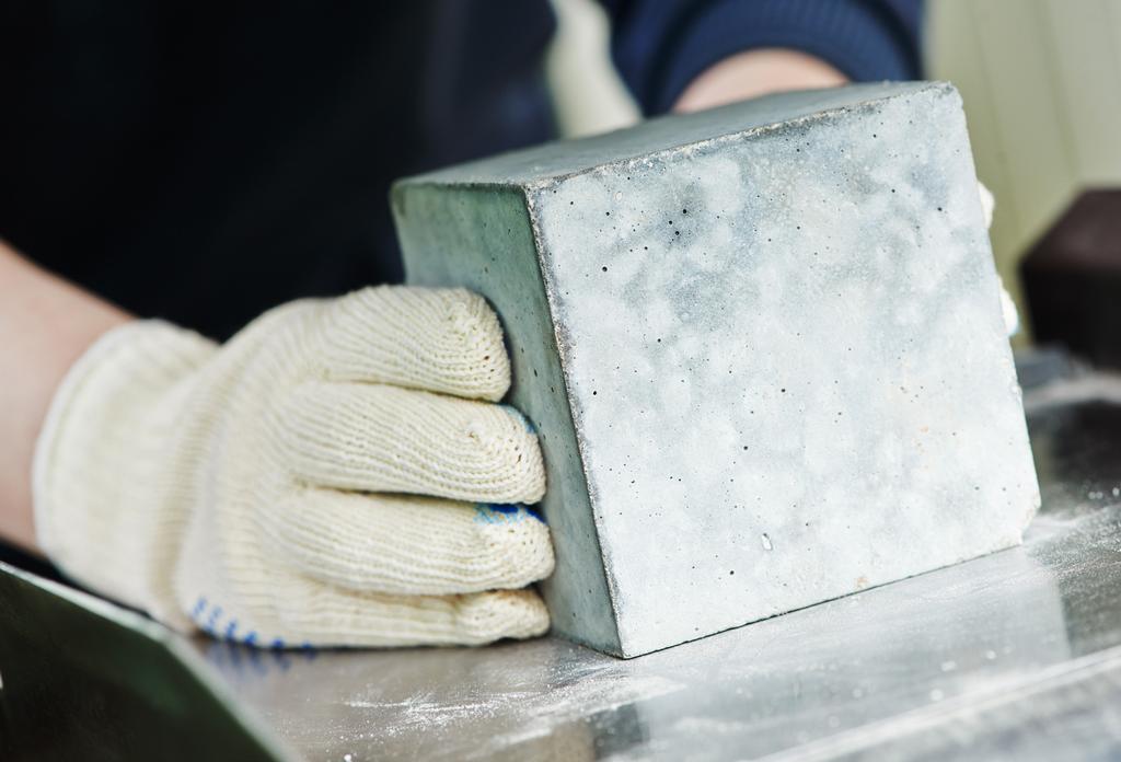 OUR OFFER SHORT BIDING MORTAR REPERO REPAIRING SYSTEM REPAIRING MORTARS SPACKLING PASTES MORTARS FOR GROUTING SPECIAL MORTARS HYDRO-INSULATION WATERPROOFING FLOORS AND EPOXY COATINGS EXPANSION