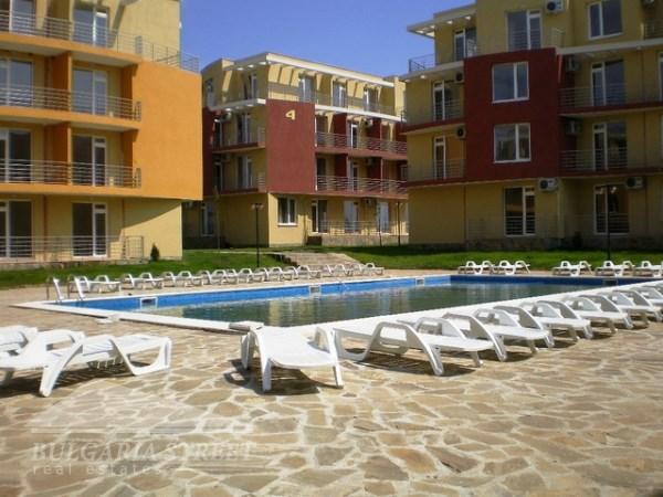 Burgas, 8000 ul.