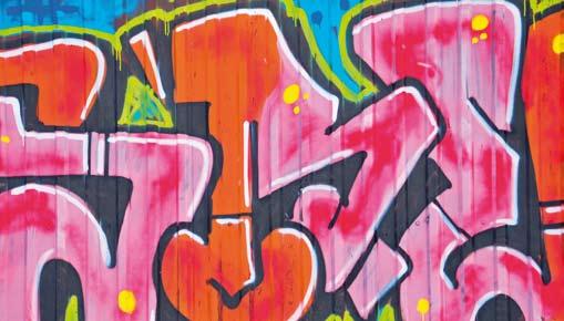 Widok ze Skarpy www.smnaskarpie.pl z osiedla 5 TEKST SPONSOROWANY Ile na usuwanie graffiti? Pseudo - grafficiarze zostawiają ślady swojej wątpliwej twórczości na każdym niemal budynku naszego osiedla.