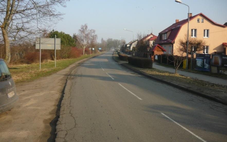 trasy prowadzącej z Koszalina do Darłowa i dalej do Ustki.