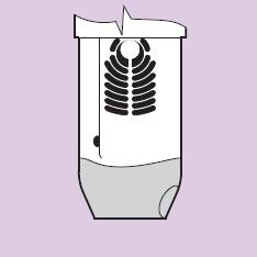 2. INHALACJA Mocno uchwycić inhalator za szary korpus, trzymając go z daleka od ust. Wykonać powolny wydech, na tyle głęboki, na ile jest to możliwe bez dyskomfortu.