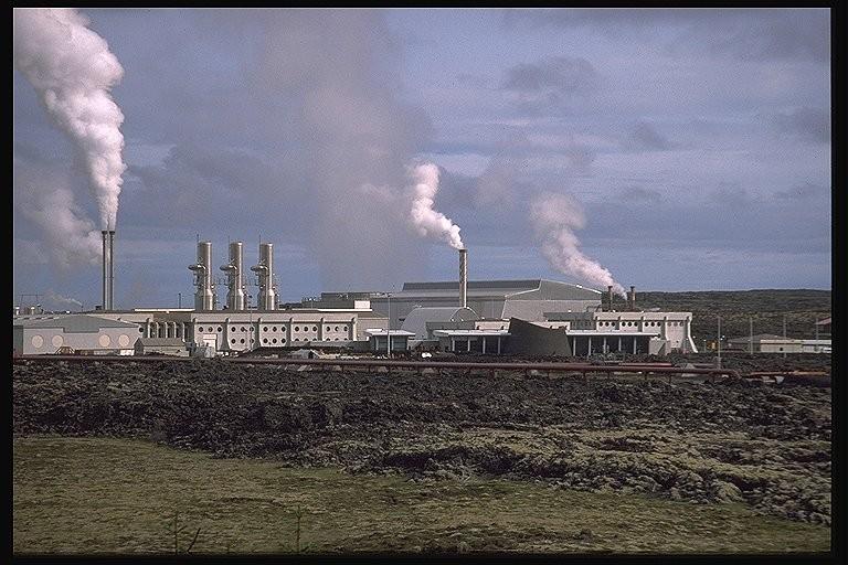 Elektrownia geotermalna zdjęcie, źródło: www.isafold.