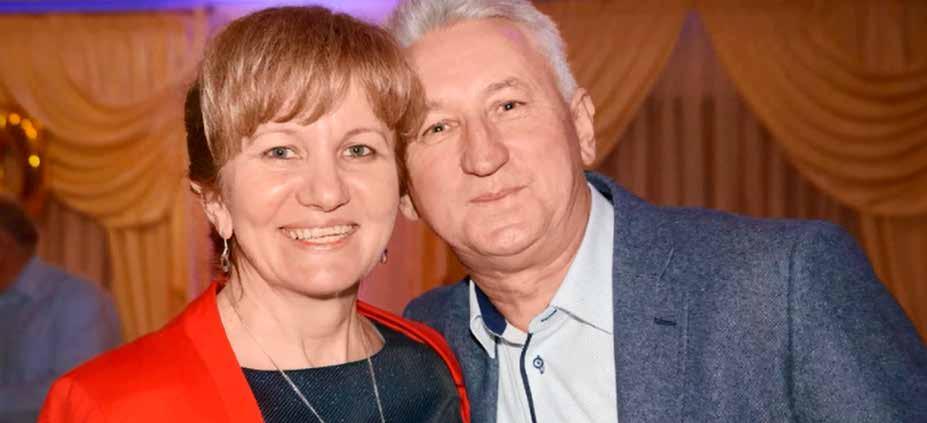 DARIUSZ I ELŻBIETA CICHACCY NIEWIERZ, KUJAWSKO-POMORSKIE, ODDZIAŁ W BYDGOSZCZY WYDAJNOŚĆ 11 789 kg MIEJSCE 3 Główne czynniki mające wpływ na osiągnięty w 2016 roku sukces stada Zdaniem Państwa