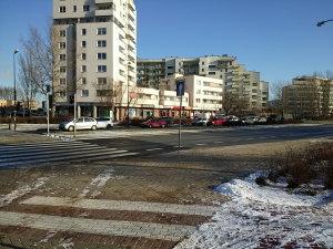 Dodatkowo, w celu ułatwienia procesu zabezpieczeń kart, w sobotę i niedzielę 10 i 11 stycznia, wszystkie POP-y będą czynne w godz. 10.00 18.00. źródło: ZTM Warszawa Jak jeździ 179?