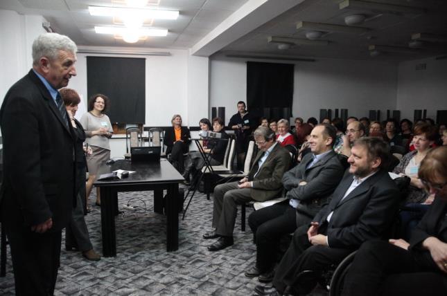 IX Ogólnopolskiej Konferencji Filozoficznej dla nauczycieli, wychowawców, dyrektorów szkół i tych, którym leży na sercu dobro polskiej szkoły.
